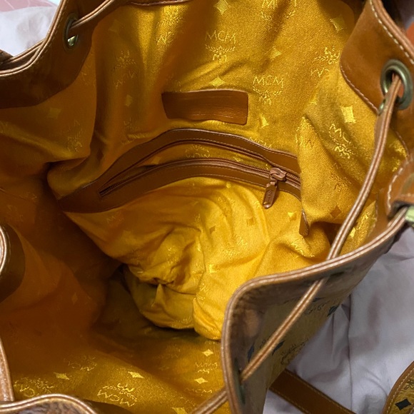 MCM BUCKET CROSSBODY BAG - Picture 10 of 10